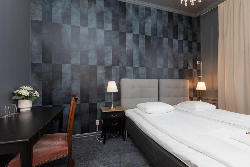 Hotell Drottninggatan 11 ボーデン エクステリア 写真